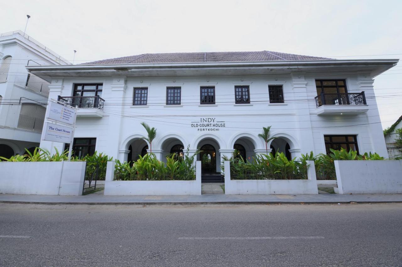Alpha Old Court House Hotell Kochi Exteriör bild